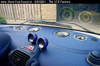 showyoursound.nl - MCC Smart-------- UPDATED 10-08 -------- - The ICE Factory - dashnew2.jpg - Dash covered with leather